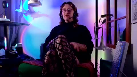 Mx. Anouk Divine online show from May 2026 02:31:02 AM