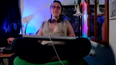Mx. Anouk Divine online show from June 2026 01:14:01 AM