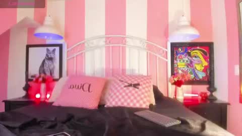 mxli_divine_ online show from June 2026 03:13:02 PM