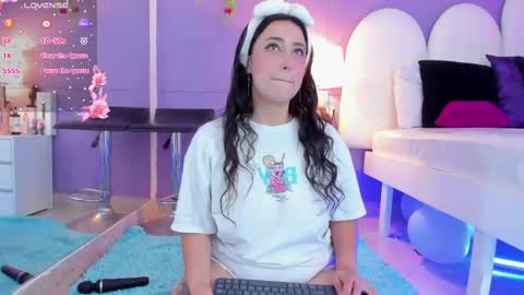 my_aleja_ online show from October 2025 01:34:01 PM