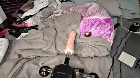 my_dirty_office online show from February 2025 05:12:02 AM