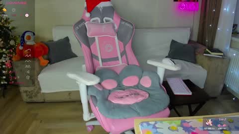 Emmy online show from December 2024 04:19:02 PM