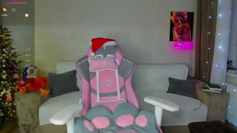 Emmy online show from December 2024 01:28:02 PM