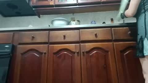     sara      i know you love me xoxox     online show from September 2025 11:20:02 PM