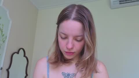 Snapshot of my_mia_ chatting on March 2026 07:23:01 AM MIA I will be here Monday Wednesday Thursday Saturday online show from March 2026 07:23:01 AM