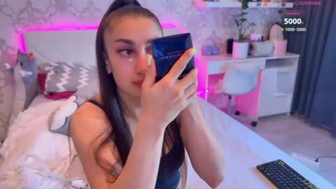 Naomi online show from July 2026 06:56:01 PM