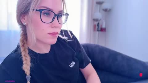 Mya-be Yours P online show from October 2025 03:54:02 PM