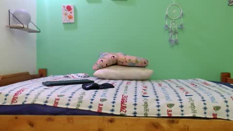 Angel Cute online show from December 2025 07:21:01 PM