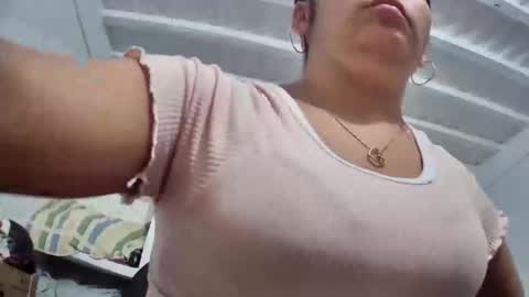 Snapshot of myhoney_hot chatting on December 2024 11:08:01 PM myhoney_hot online show from December 2024 11:08:01 PM