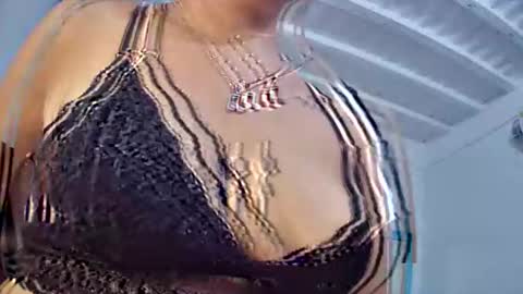 Snapshot of myhoney_hot chatting on January 2025 08:11:02 PM myhoney_hot online show from January 2025 08:11:02 PM