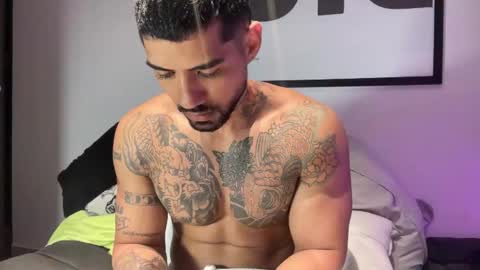 Myke esthetic online show from October 2025 10:47:01 AM