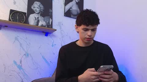 Snapshot of mykelcano chatting on October 2025 07:42:02 AM Mykel online show from October 2025 07:42:02 AM