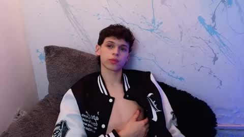 Snapshot of mykelcano chatting on October 2025 03:07:02 AM Mykel online show from October 2025 03:07:02 AM