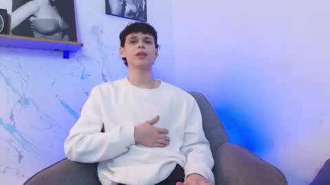 Snapshot of mykelcano chatting on October 2025 06:10:01 AM Mykel online show from October 2025 06:10:01 AM