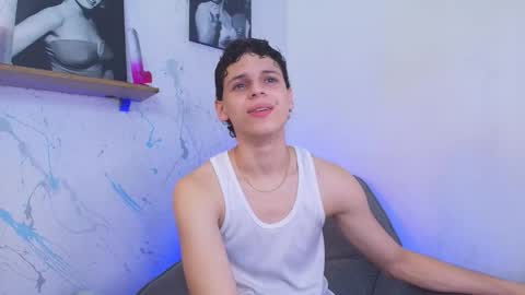 Snapshot of mykelcano chatting on October 2025 06:17:01 AM Mykel online show from October 2025 06:17:01 AM