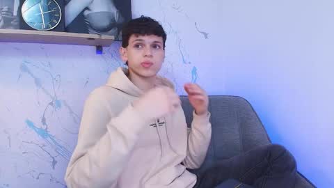 Snapshot of mykelcano chatting on October 2025 02:52:01 PM Mykel online show from October 2025 02:52:01 PM