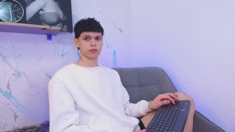 Snapshot of mykelcano chatting on November 2025 02:41:01 PM Mykel online show from November 2025 02:41:01 PM