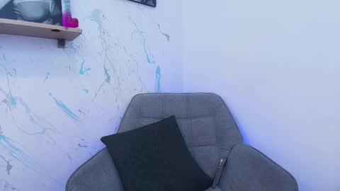 Snapshot of mykelcano chatting on November 2025 04:22:02 AM Mykel online show from November 2025 04:22:02 AM