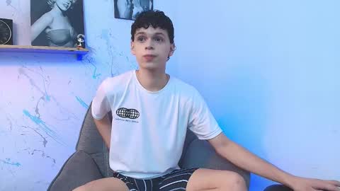 Snapshot of mykelcano chatting on November 2025 05:24:01 AM Mykel online show from November 2025 05:24:01 AM