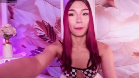 Snapshot of myladreams_ chatting on May 2026 03:22:01 AM Myla online show from May 2026 03:22:01 AM