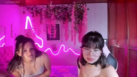 helen online show from December 2024 03:45:02 AM