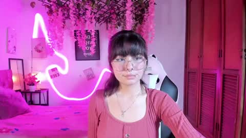 helen online show from December 2024 11:48:01 PM