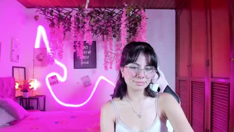 helen online show from December 2024 05:48:01 AM