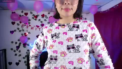 helen online show from February 2025 08:44:01 AM
