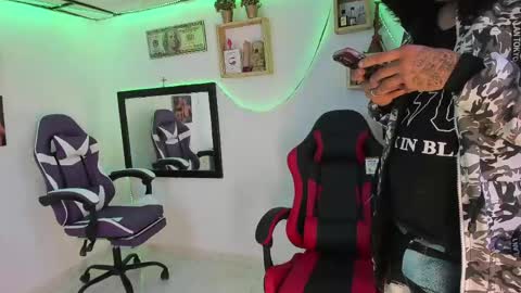 Myluandjack online show from June 2026 11:04:02 AM