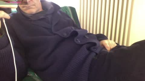 Snapshot of mynakedbeach chatting on February 2025 10:26:01 AM Bi sexy guy lovense hush is on private is open or password show tip if you like. online show from February 2025 10:26:01 AM