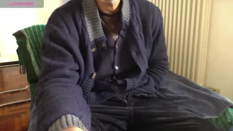 Bi sexy guy lovense hush is on private is open or password show tip if you like. online show from November 2025 10:26:01 AM