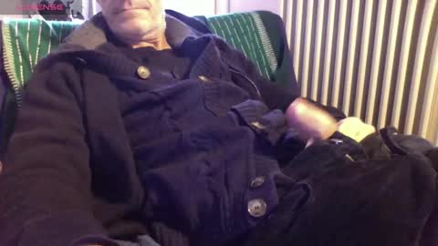Bi sexy guy lovense hush is on private is open or password show tip if you like. online show from January 2026 09:14:02 AM