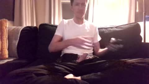 Felt like showing off online show from November 2025 02:11:02 AM