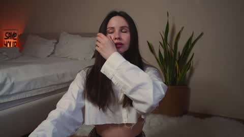 Snapshot of mynaughtynights chatting on November 2025 09:10:02 AM Sima online show from November 2025 09:10:02 AM