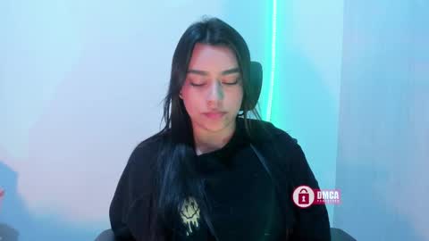 Snapshot of mypretty_isabella chatting on September 2025 06:06:02 AM Bella online show from September 2025 06:06:02 AM