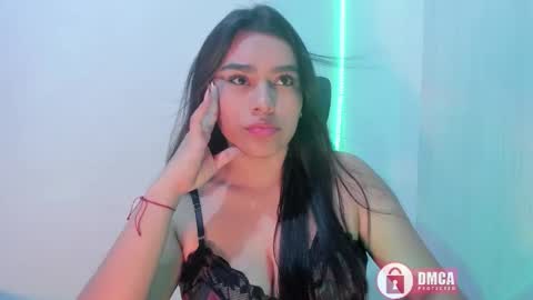 Snapshot of mypretty_isabella chatting on November 2025 01:16:02 AM Bella online show from November 2025 01:16:02 AM