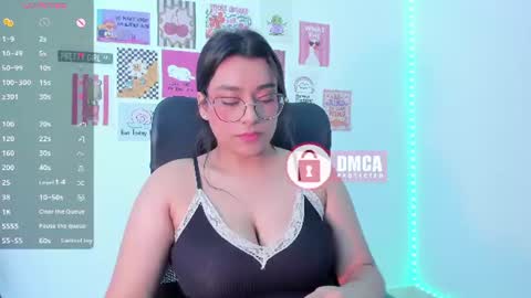 Snapshot of mypretty_isabella chatting on June 2026 03:10:02 PM Bella online show from June 2026 03:10:02 PM