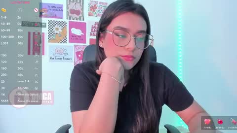 Snapshot of mypretty_isabella chatting on June 2026 01:36:01 AM Bella online show from June 2026 01:36:01 AM