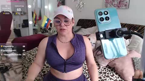 Snapshot of myrnasexxx chatting on September 2025 07:59:01 PM Myrna Sessions online show from September 2025 07:59:01 PM