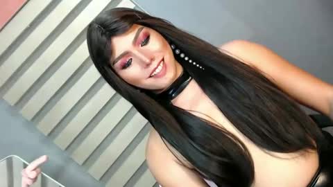 Snapshot of mysterious_diva chatting on February 2025 06:31:01 AM SUPPORT GODDESS TRISHA AND DONT FORGET TO FOLLOW ME online show from February 2025 06:31:01 AM