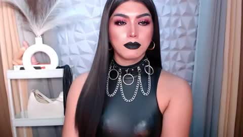 SUPPORT GODDESS TRISHA  AND DONT FORGET TO FOLLOW ME online show from October 2025 09:21:01 AM