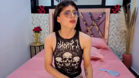 Snapshot of mysterius_boy chatting on November 2025 09:40:01 PM Marcus online show from November 2025 09:40:01 PM