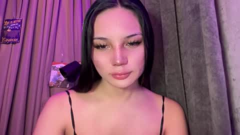Snapshot of mysteryman_xxx chatting on April 2026 04:41:01 AM UR GIRL NEXTDOOR online show from April 2026 04:41:01 AM