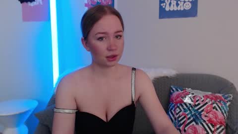 Snapshot of mystic_barbie chatting on November 2025 11:54:02 PM Barbie online show from November 2025 11:54:02 PM