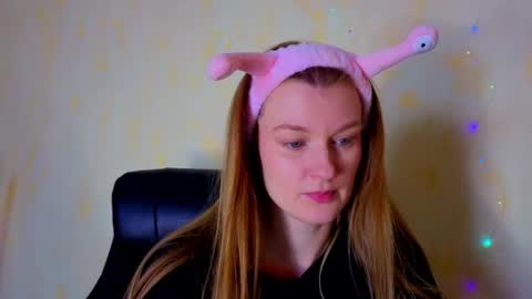 mysticvenus_ online show from April 2026 02:50:01 PM
