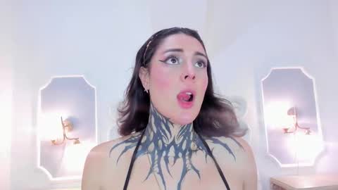 Misteika online show from September 2025 11:43:02 AM