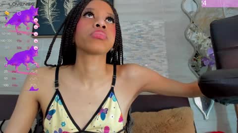 Snapshot of mystiquets chatting on December 2024 04:32:02 AM online show from December 2024 04:32:02 AM