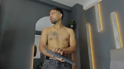 mystrongsubmissive online show from November 2025 12:25:01 PM