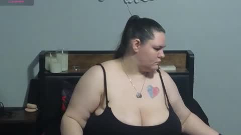 Mzjuicybootay online show from May 2026 11:15:01 AM