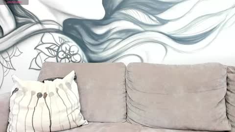 Eva  online show from April 2026 03:24:01 AM